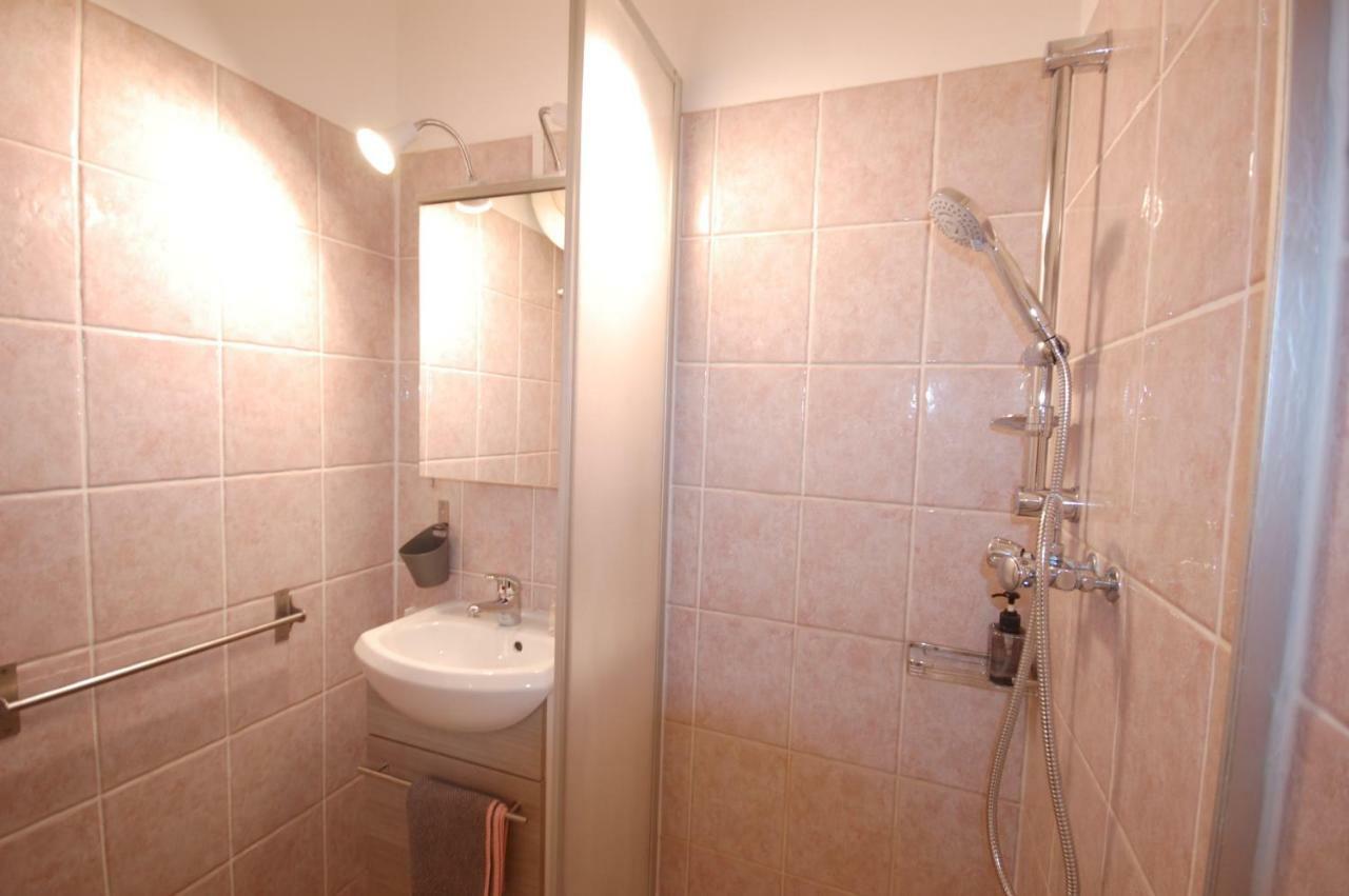 Studio Moderne - Plage Du Grazel Gruissan Buitenkant foto